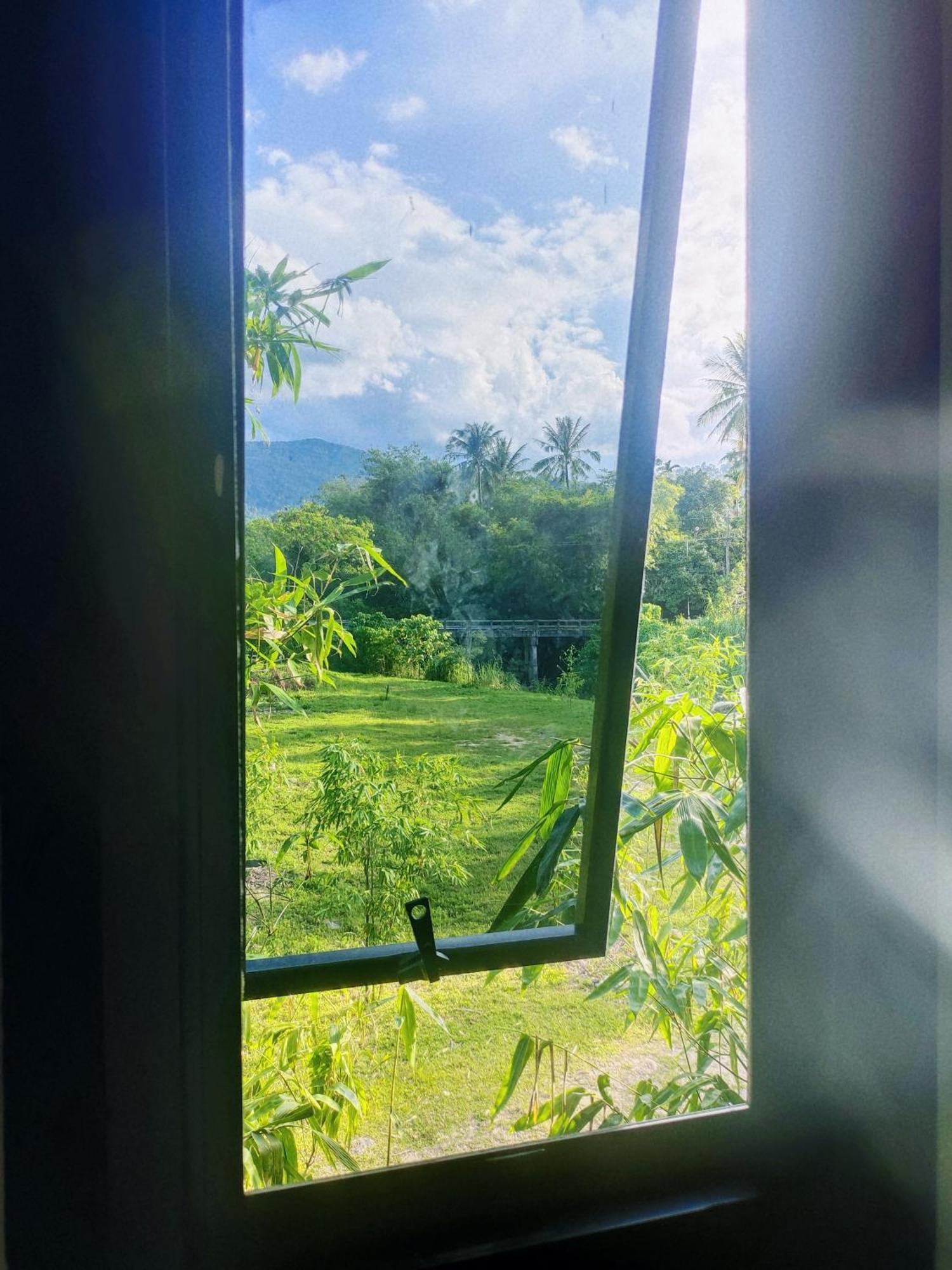 The Creek Haus Bed & Breakfast Lan Saka Exterior photo